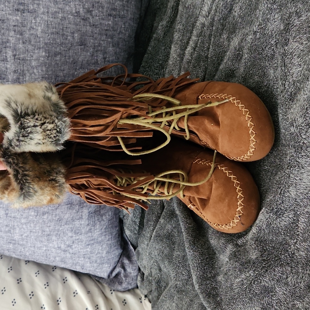 Nature breeze zip faux fur moccasins with fringe - Picture 2 of 3
